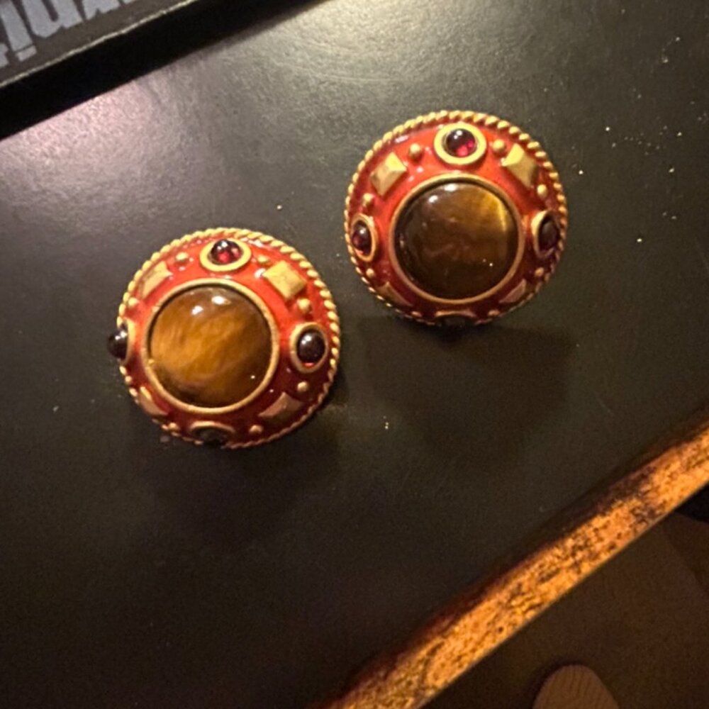 Vintage Enamel Dome Clip Earrings - Tiger's Eye Look - Gold Red Statement